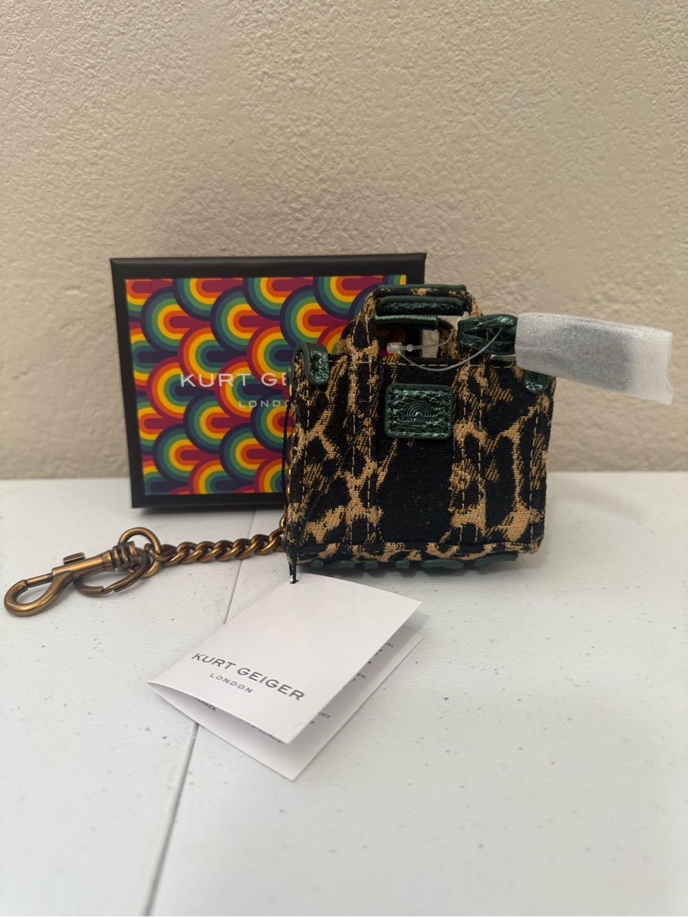 Kurt Geiger Southbank Keychain Bag Charm - Picture 2 of 10